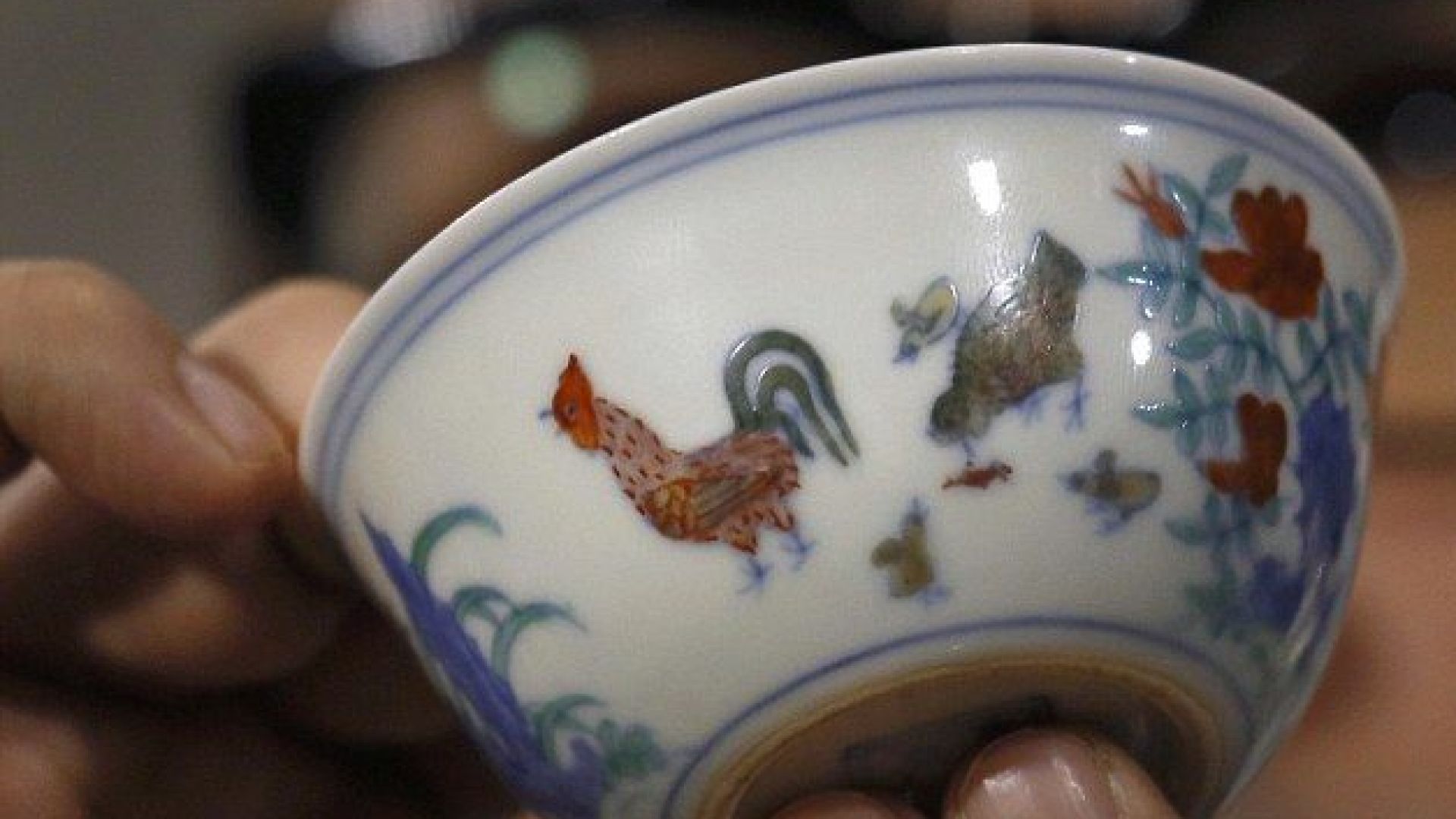 Старинна китайска чаша изготвена в началото на XV век в