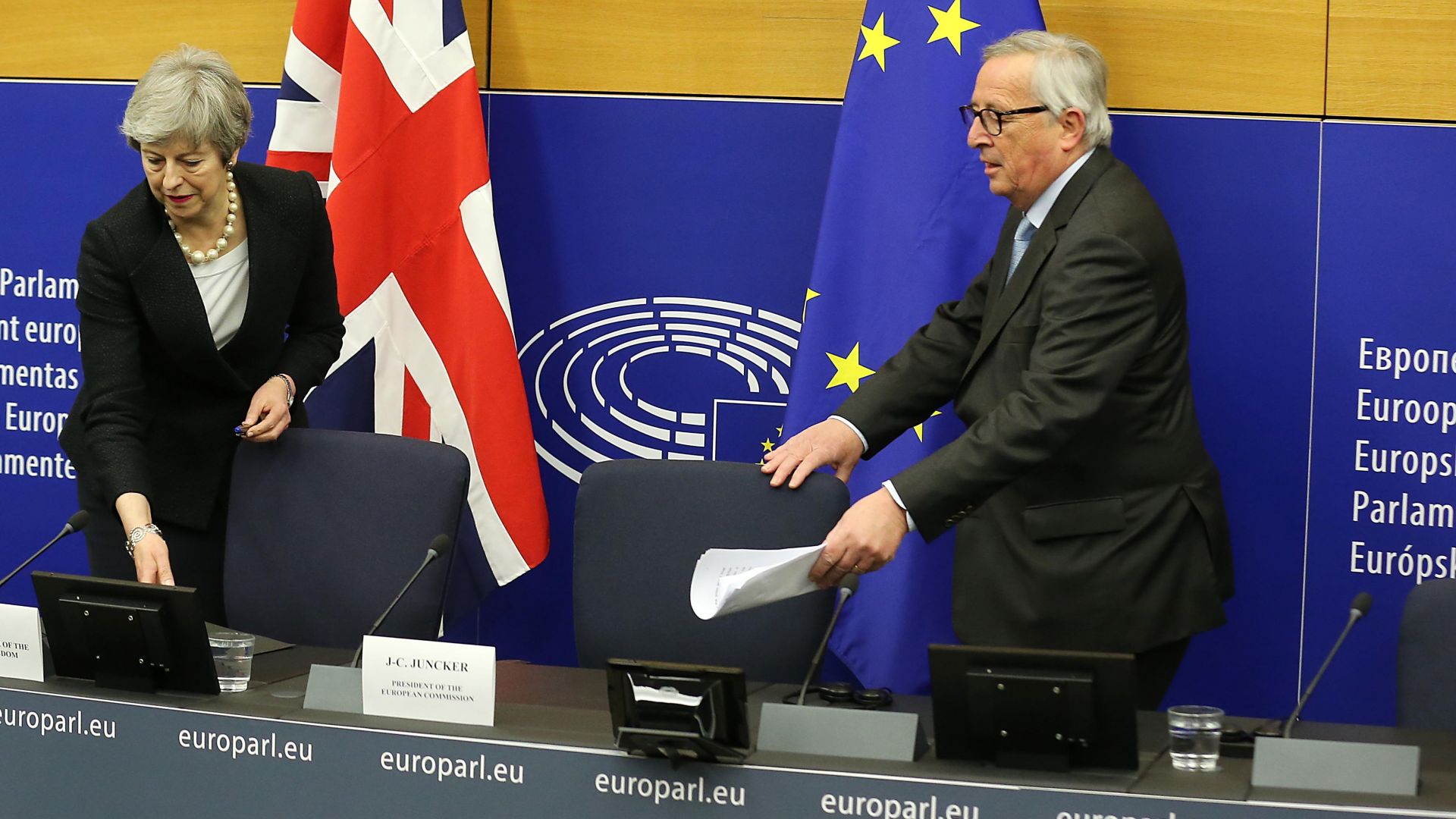 Председателят на Европейската комисия Жан Клод Юнкер заяви пред Европейския парламент