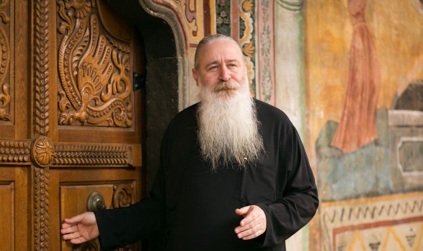 Игуменът на Троянския манастир епископ Сионий поема и Бачковския манастир