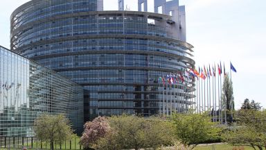 Европарламентът праща мисия в България заради корупцията