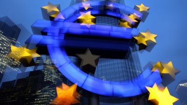 Доц. Сарийски: Еврозоната е подвижен пясък и място за авторитарни решения 