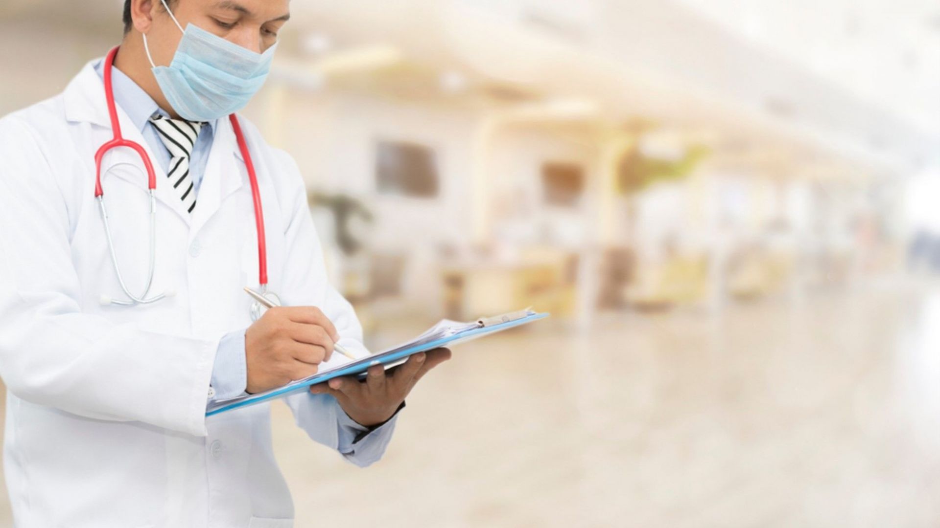 Около 72 или 7 от всеки 10 българи на възраст