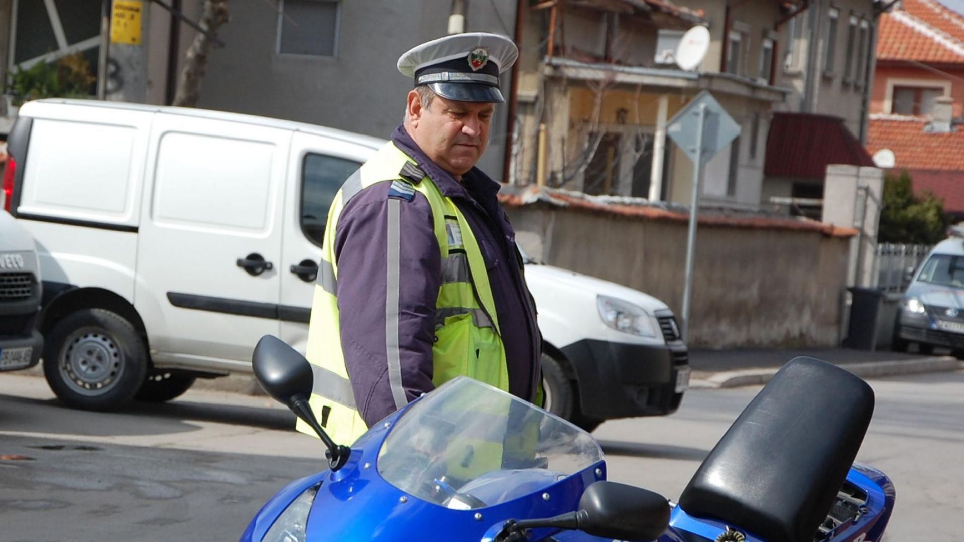 Съдът отмени уволнението на автоконтрольора Минко Станков който отказа да