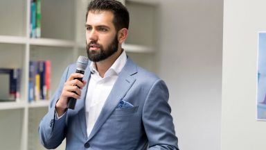 Сградата Златен век винаги е била замислена за висока Дали