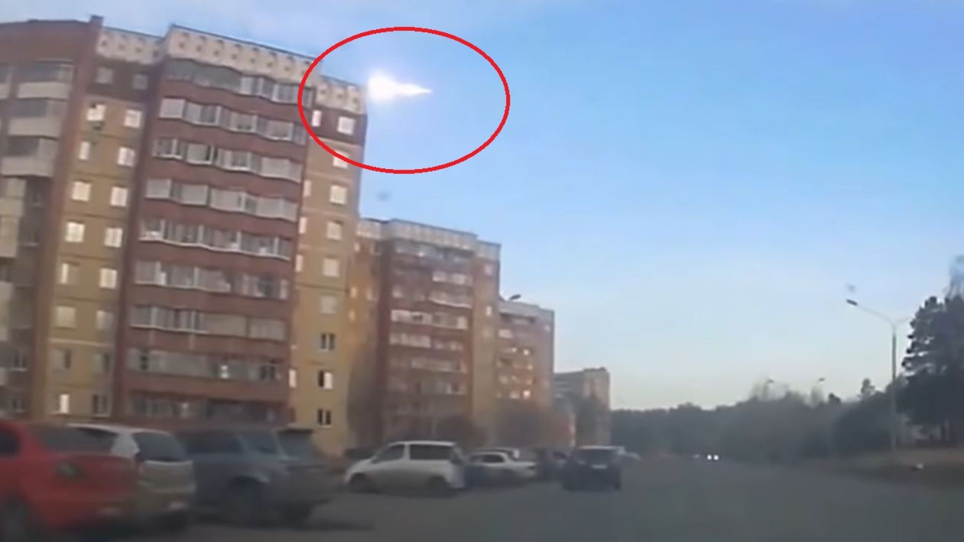 Метеорит избухна в небето над Красноярск (видео)