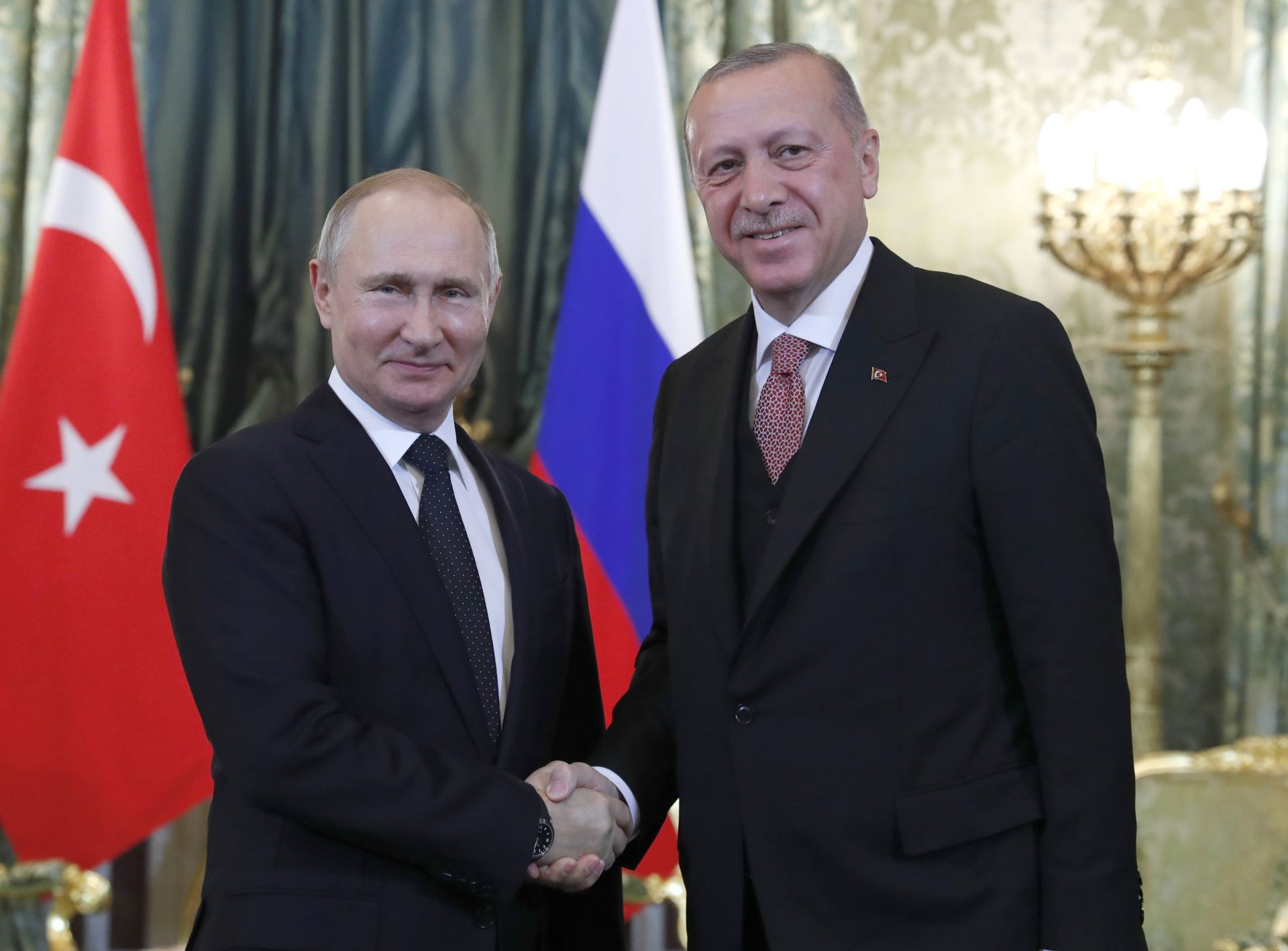 Путин и Ердоган са се договорили да задълбочат двустранната си търговия