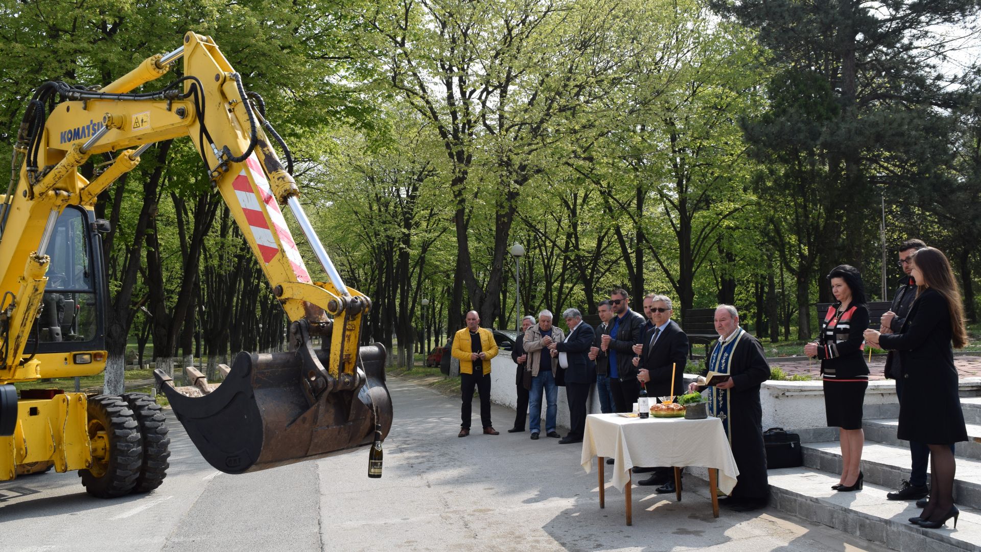 С водосвет на 8 април бе даден официален старт на проекта