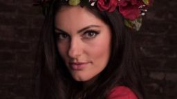 "Мис Юта" Лаура Чуканов стана майка