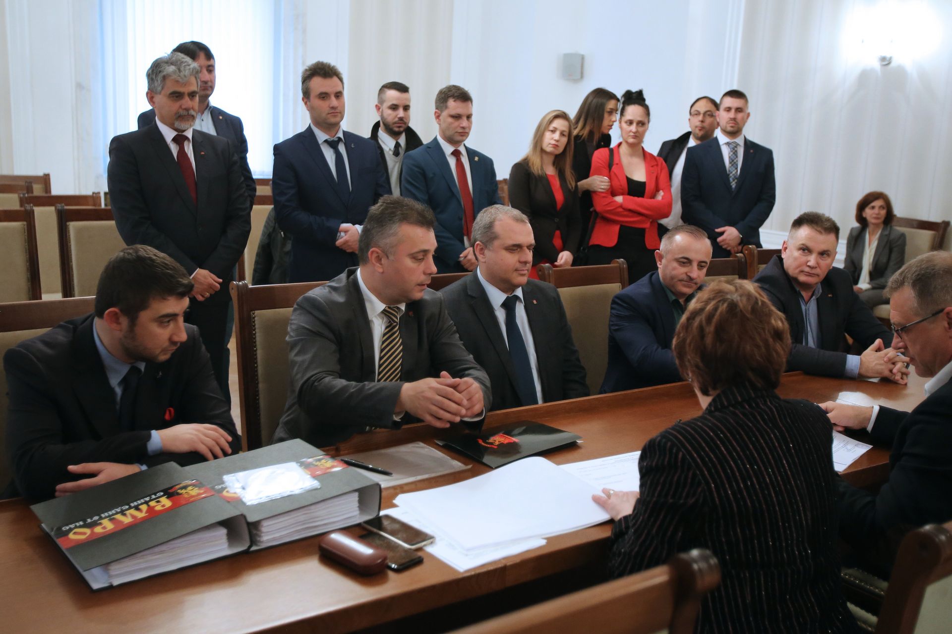 Представителите на ВМРО регистрираха партията в ЦИК 