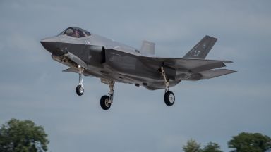 Пентагонът е спрял приемането на нови самолети от модела Ф 35