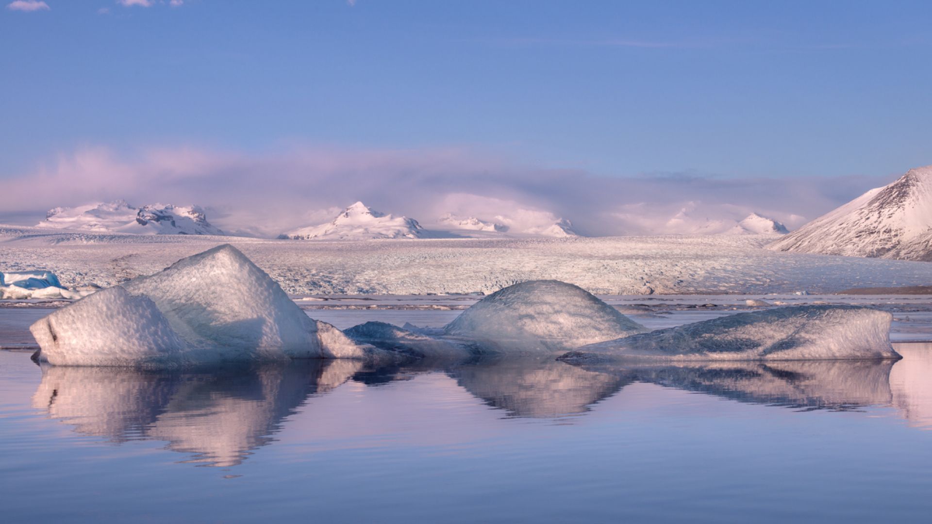 Южният полюс се затопля по-бързо от останалата част  на света