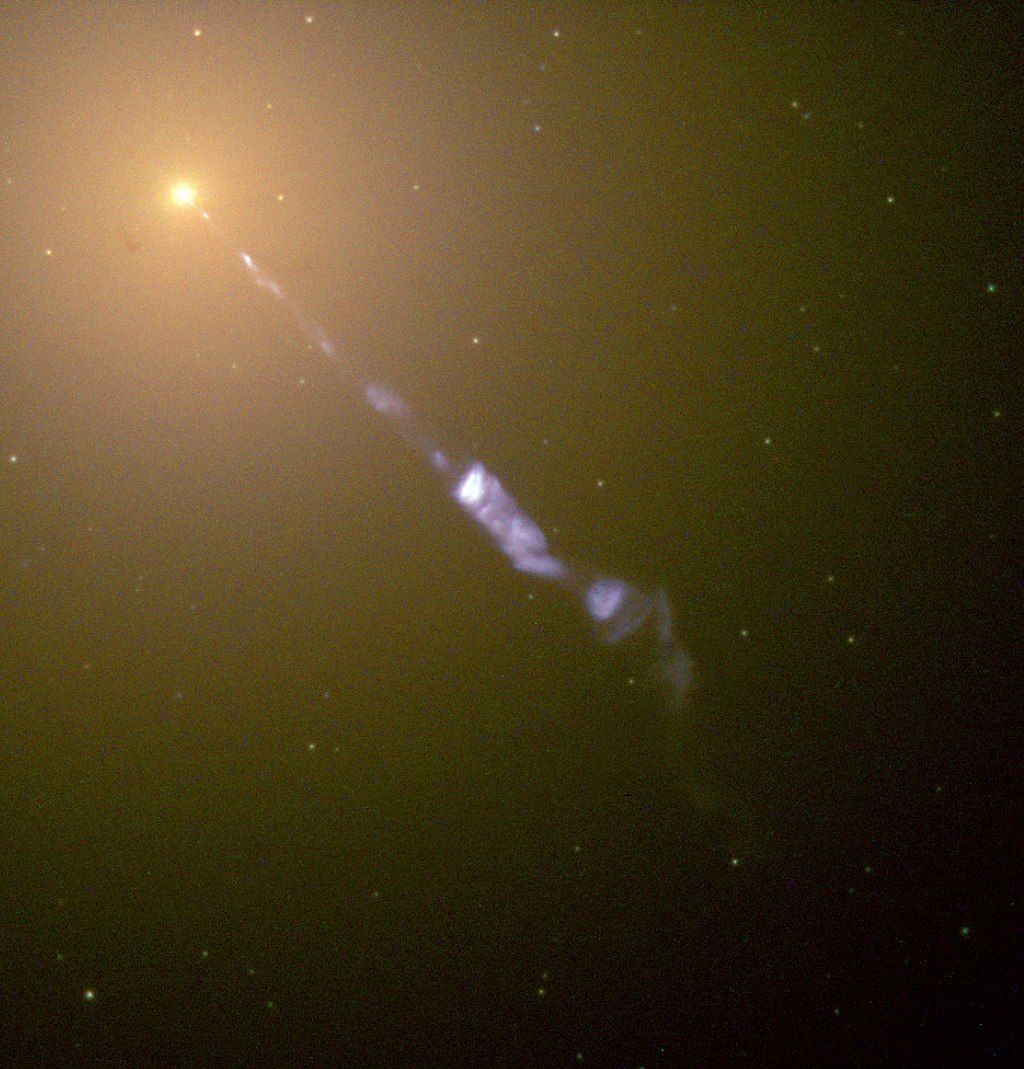 Галактиката M87