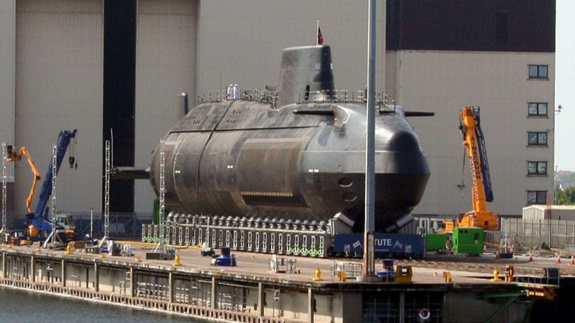 Корабостроителница в Северна Англия която строи британските атомни подводници беше