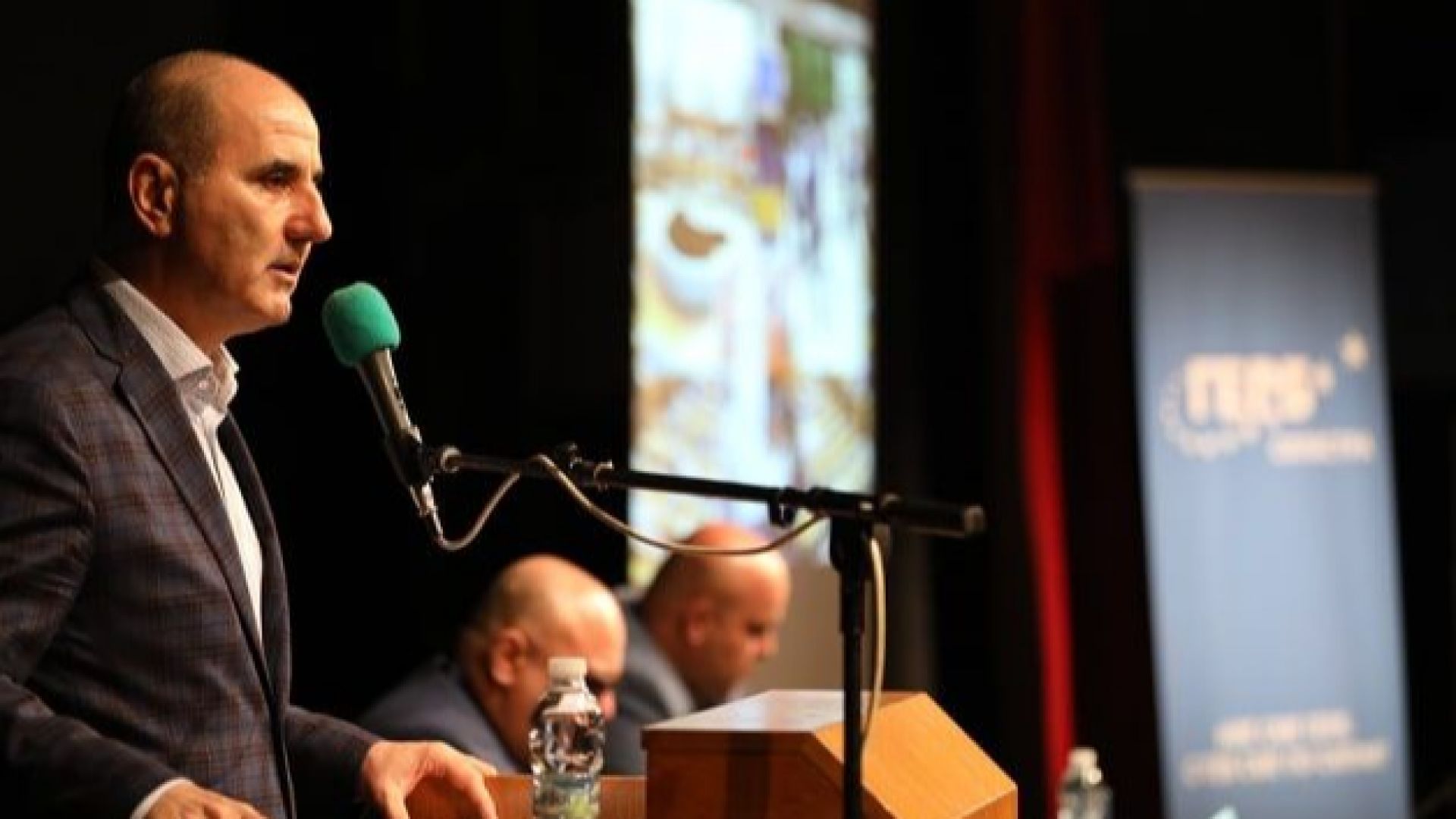 Цветан Цветанов ще продължи да работи за парламента но като