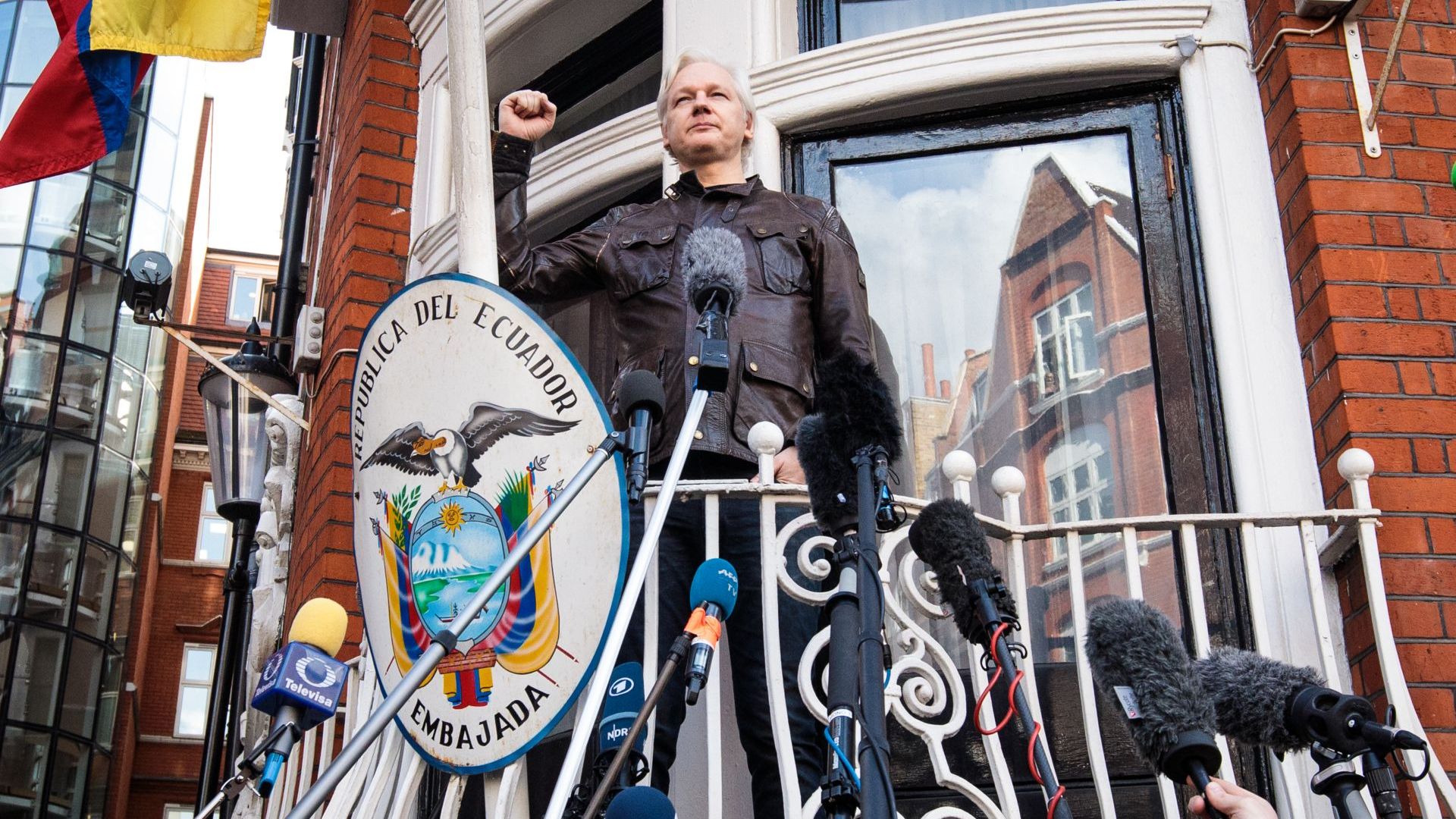 След като 7 години се укрива в еквадорското посолство в