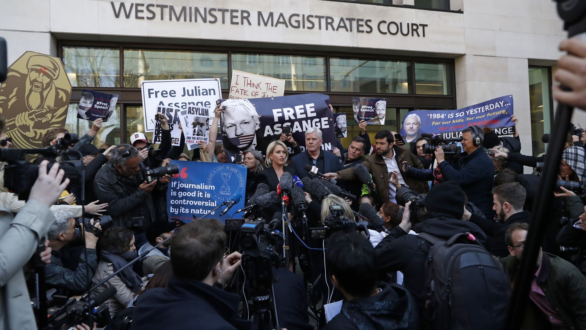 Да кажем не на САЩ призовава британският в Гардиън в