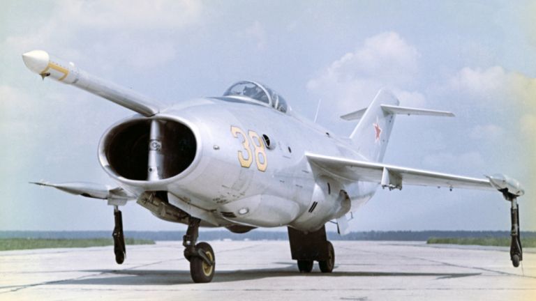 Забравеният първи съветски самолет с вертикално излитане