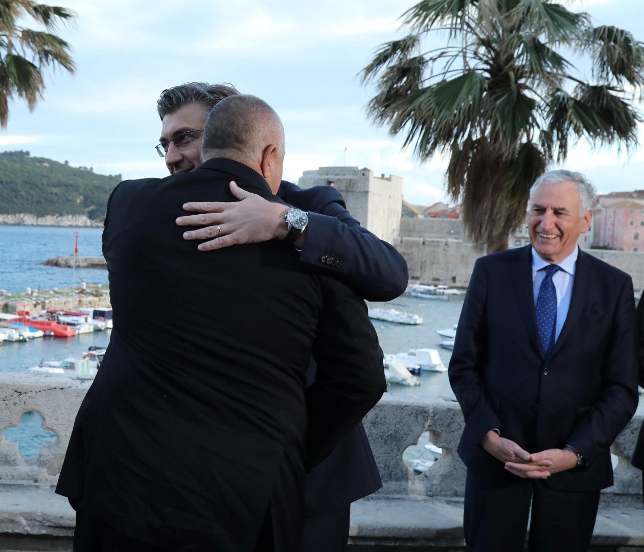 Хърватският премиер Андрей Пленкович посреща българския си колега Бойко Борисов в Дубровник на срещата на върха от инициативата 16+1 (Страните от централна и Източна Европа и Китай), 12 април 2019 г.