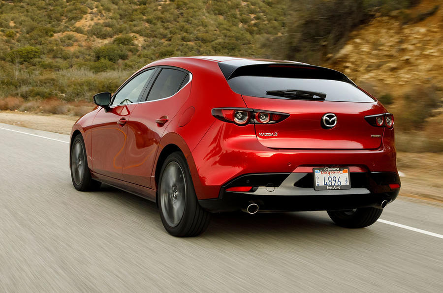 Mazda с интересно сравнение на електромобилите и дизелите