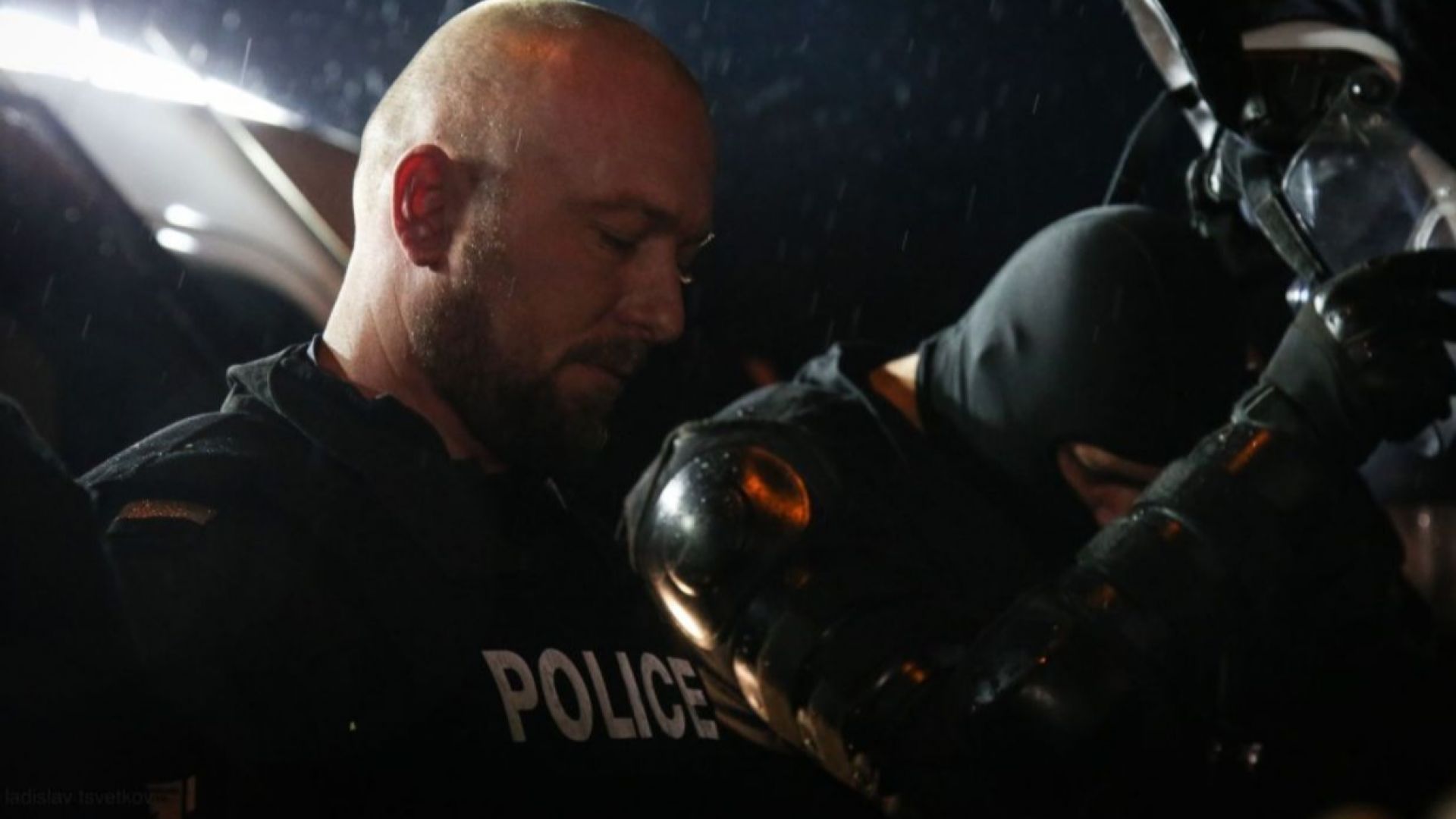 Седем души без документи за самоличност бяха отведени в районното