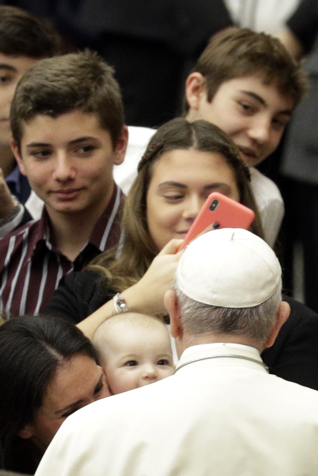 Папата прие днес студенти на аудиенция