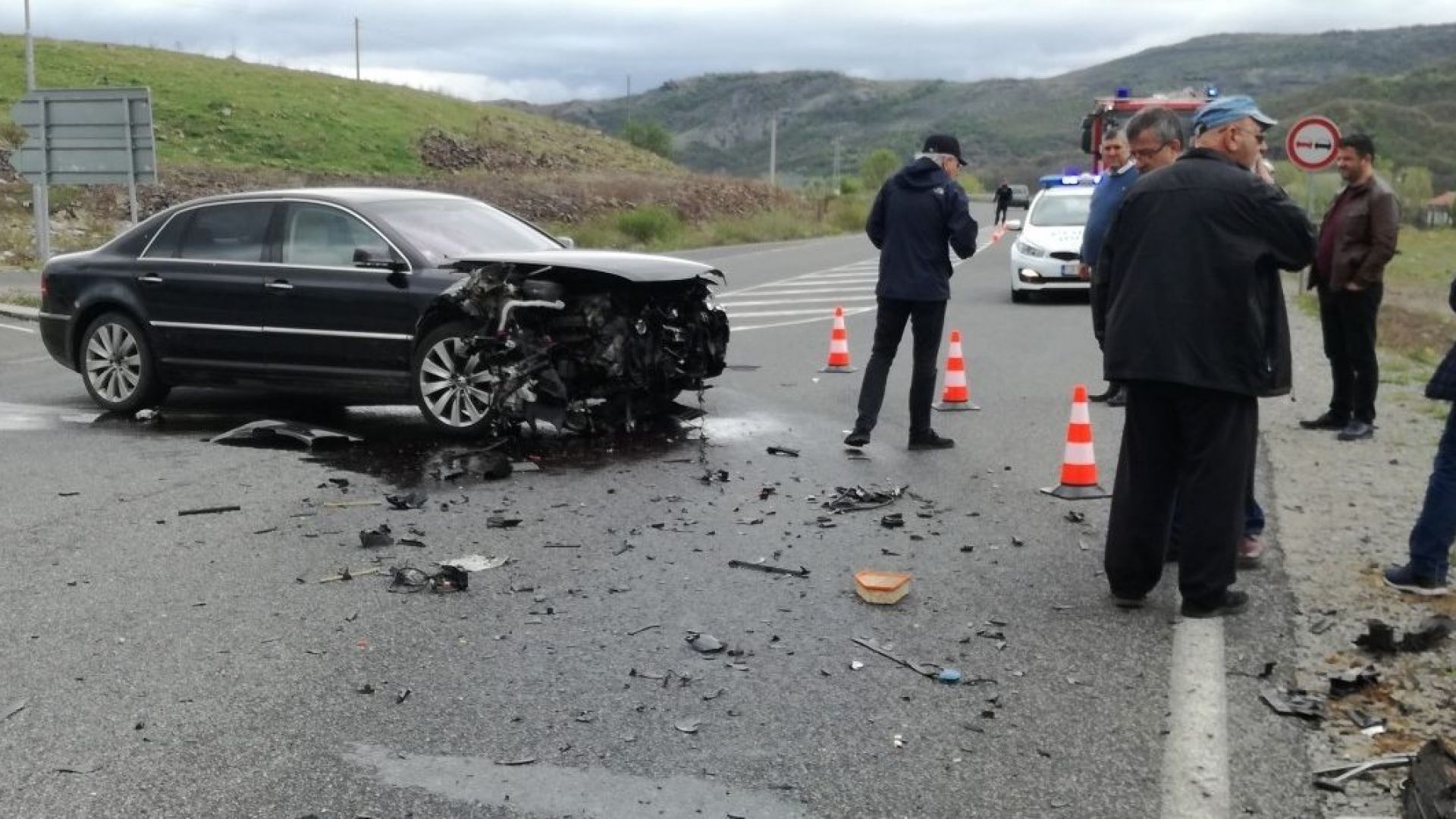 Лидерът на ДОСТ Лютви Местан е шофирал лекия автомобил Фолксваген