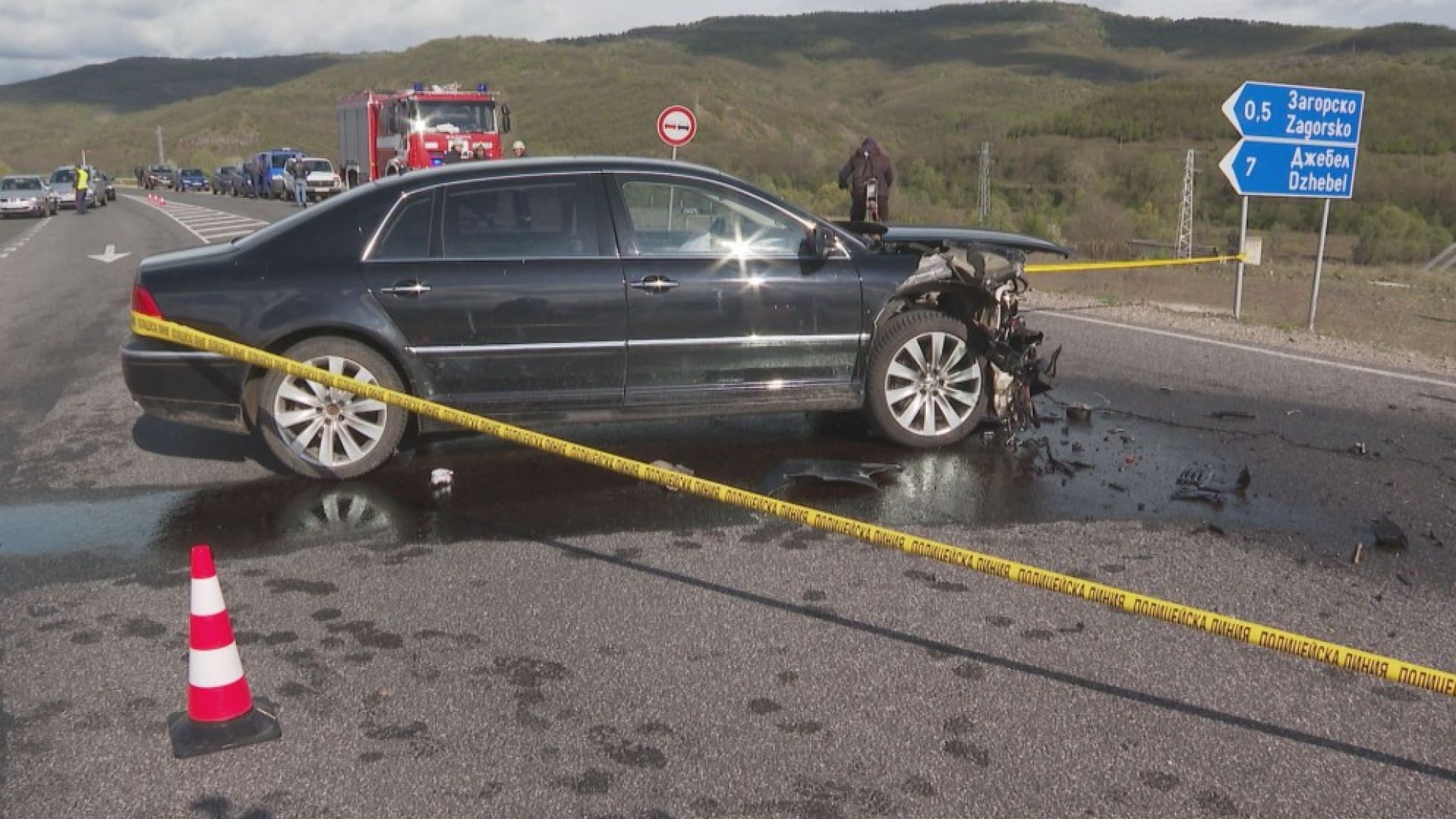 Семейство Ахмед продължава да бъдe в болница след като вчера