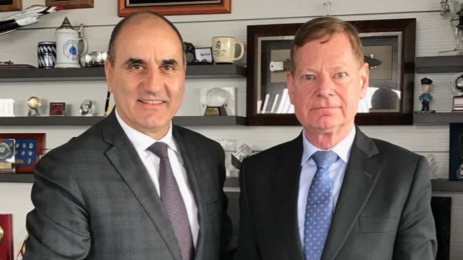 Зам председателят на Политическа партия ГЕРБ Цветан Цветанов проведе работна среща