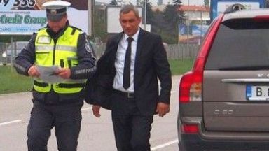 3 г. условно за бивш кмет, признал, че е харчил служебни пари за гориво