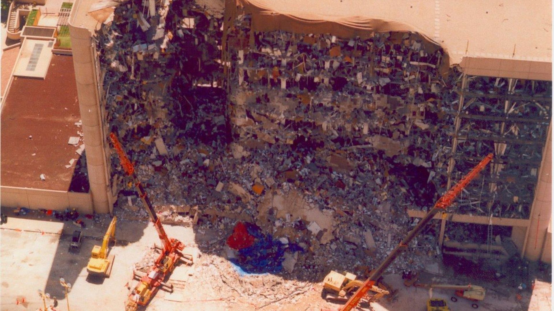 Забравената трагедия на Америка - 3-тонната бомба в Оклахома Сити (снимки)