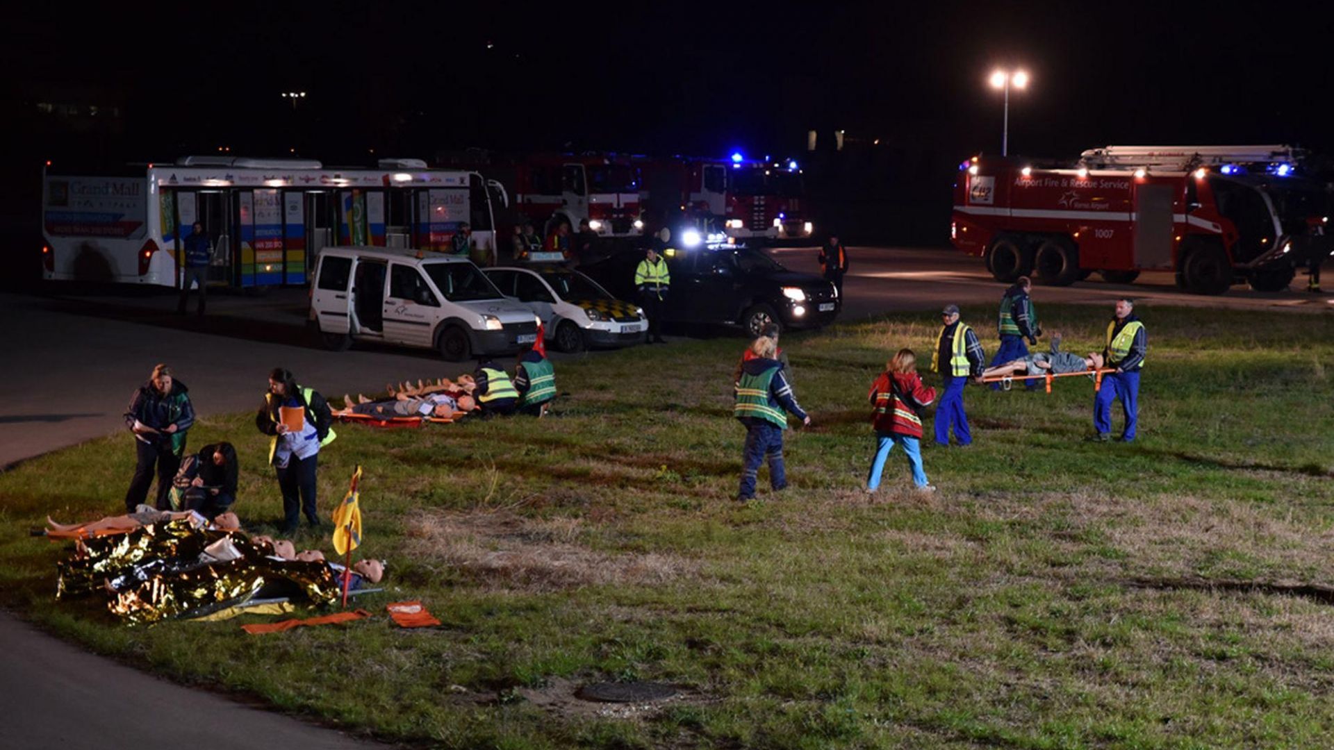 Голямо учебно учение за аварийно спасителното осигуряване се проведе тази нощ