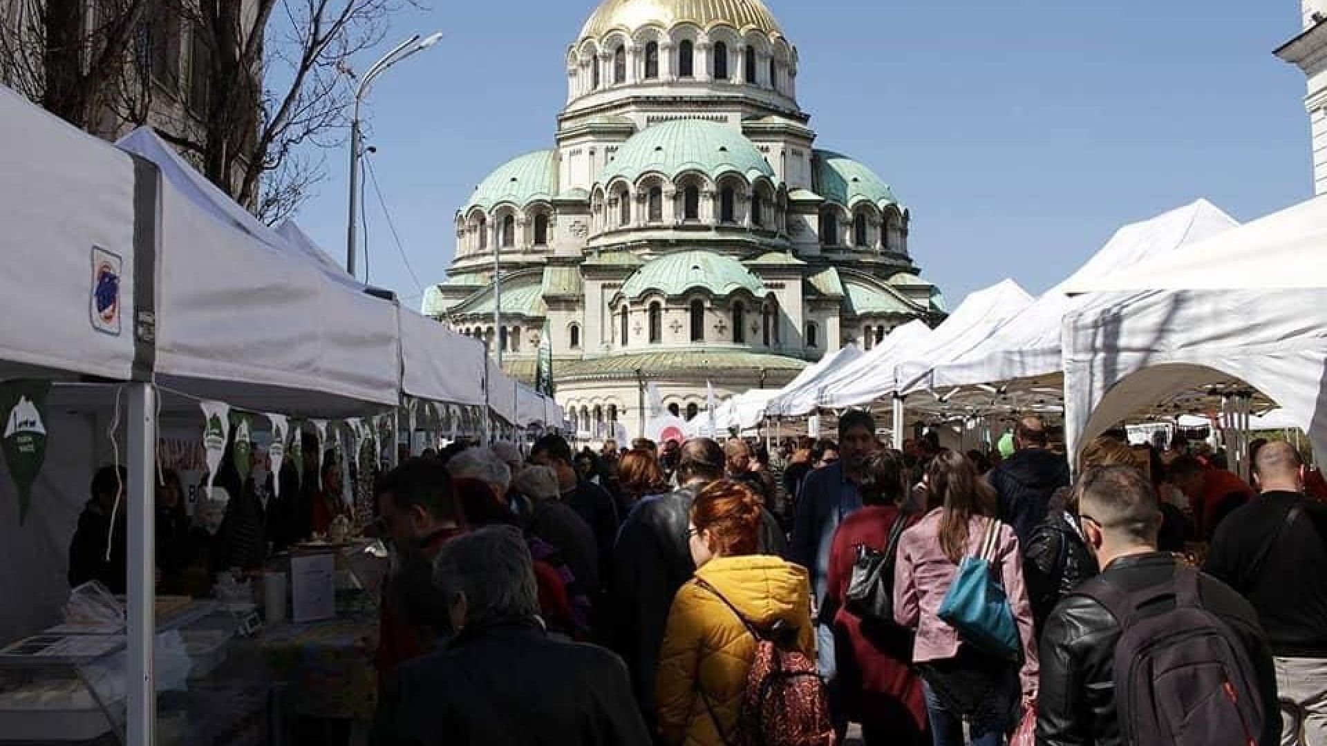 Общинските съветници в София днес гласуваха всеки месец да се