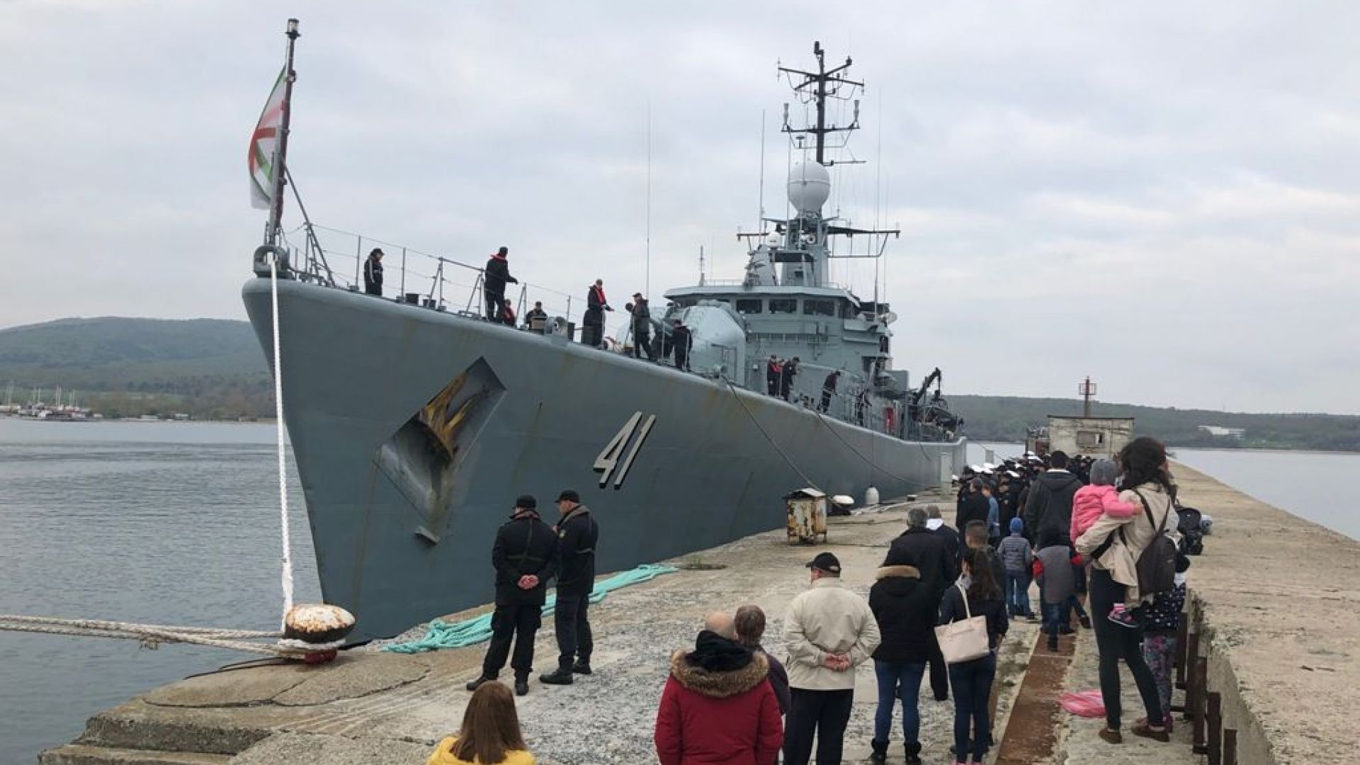 Фрегата Дръзки от състава на Флотилия бойни и спомагателни кораби