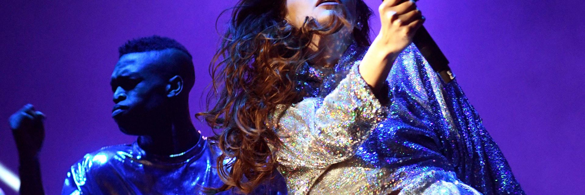 Михаела Филева триумфира пред препълнената Зала 1 на НДК