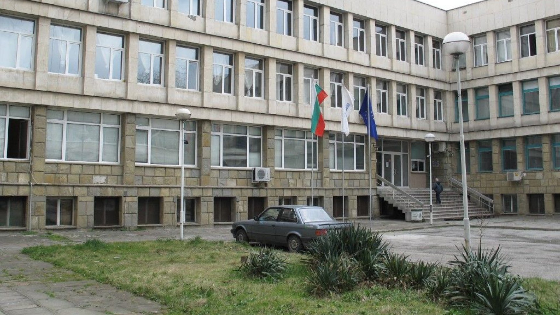 48 годишен мъж е в реанимацията на Великотърновската болница след верижната