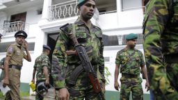 Първи арести за убийствените атентати в Шри Ланка
