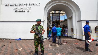  Броят на починалите в Шри Ланка набъбна до 290, ранените са близо 500 