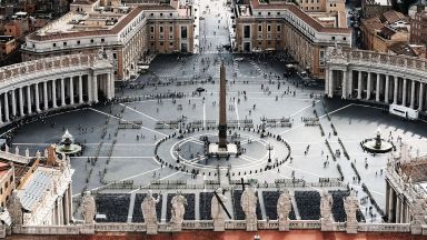 Ватикана публикува днес документ с който се обявява против евтаназията