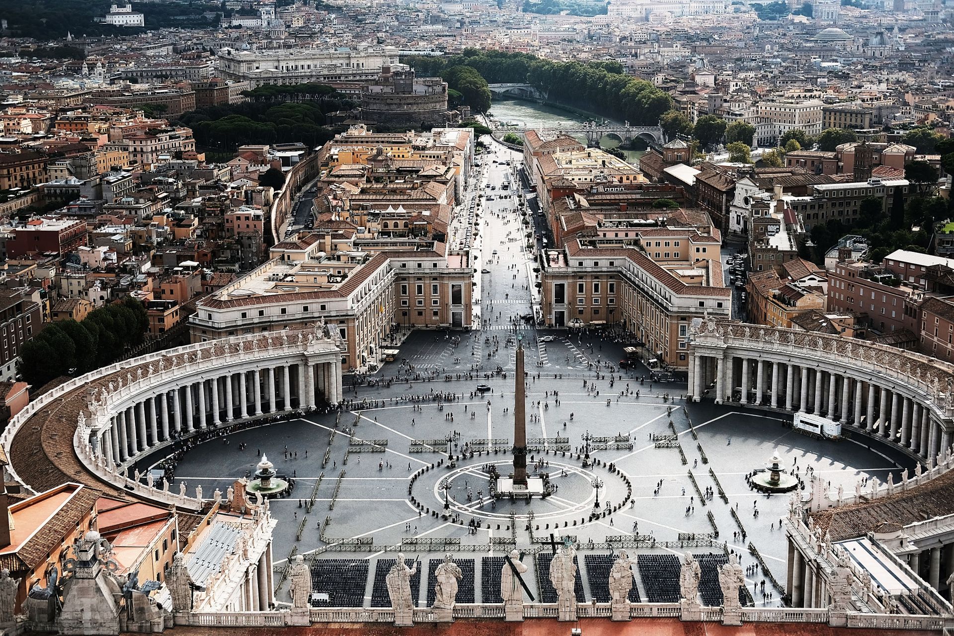 В Икономическия съвет на Ватикана влязоха и шестимата нови кардинали