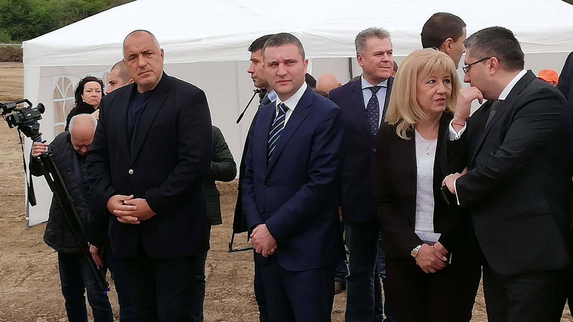 Премиерът Бойко Борисов инспектира строежа на АМ Хемус заедно със
