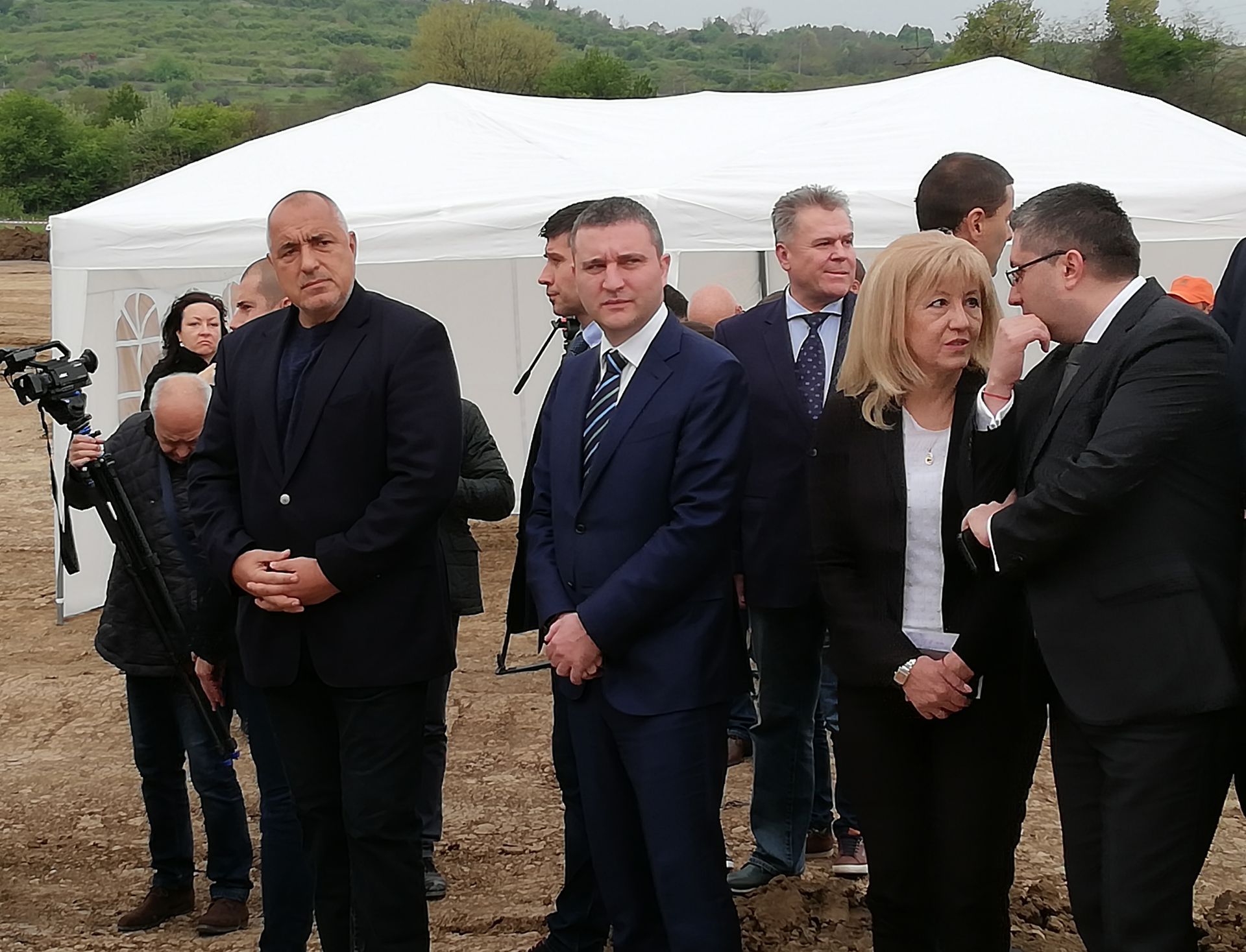 Миналия месец премиерът направи символична първа копка на участъка между Боаза и пътя за Велико Търново
