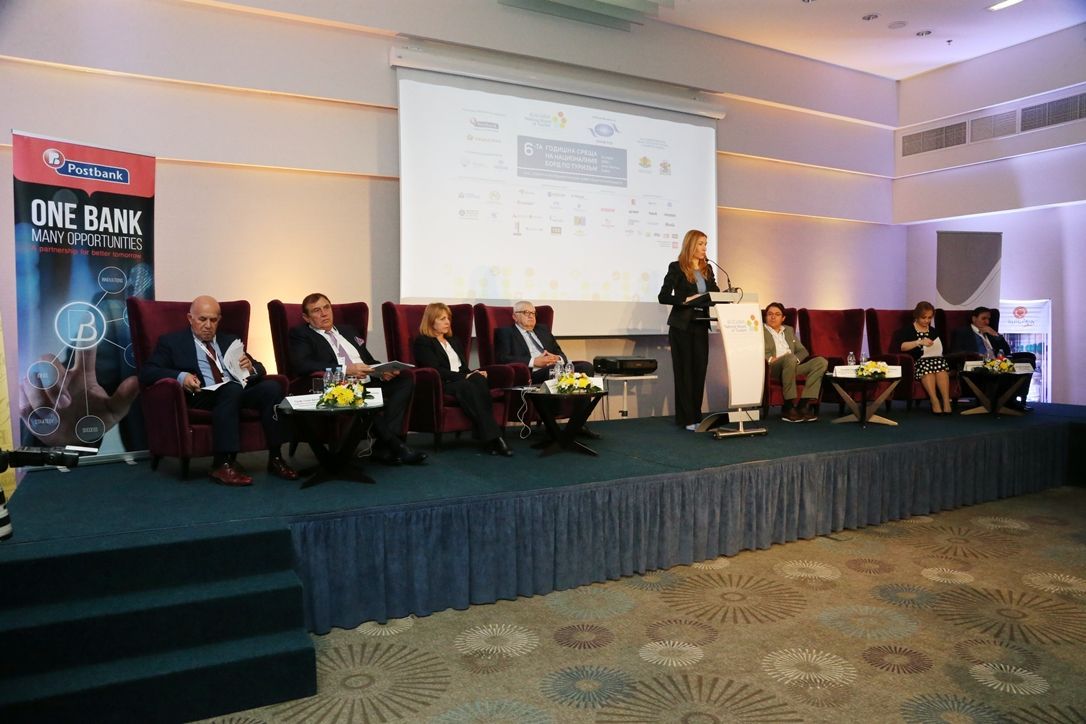 Министър Николина Ангелкова откри форума 