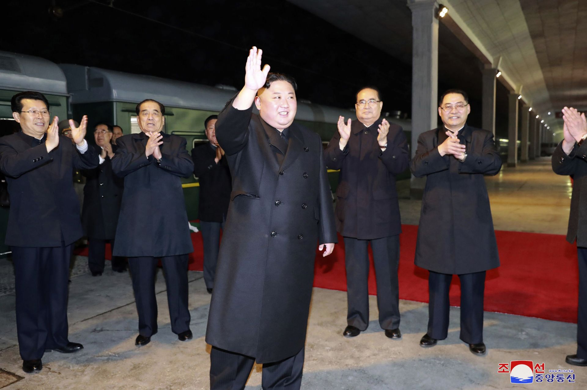 Ким Чен-ун официално е наречен държавен глава на Северна Корея и главнокомандващ на севернокорейските сили