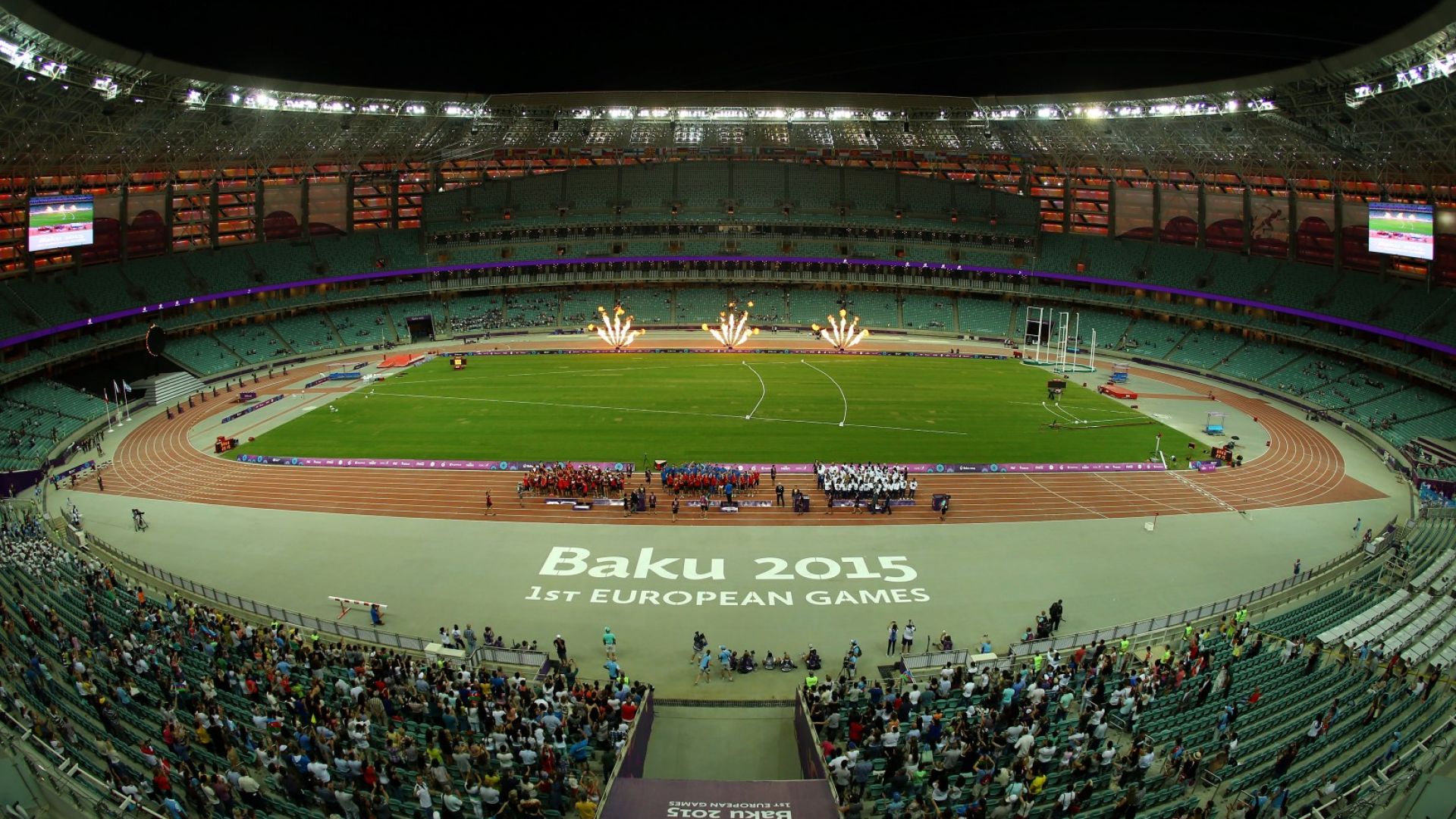 Хиляди празни седалки за безумния финал в Баку