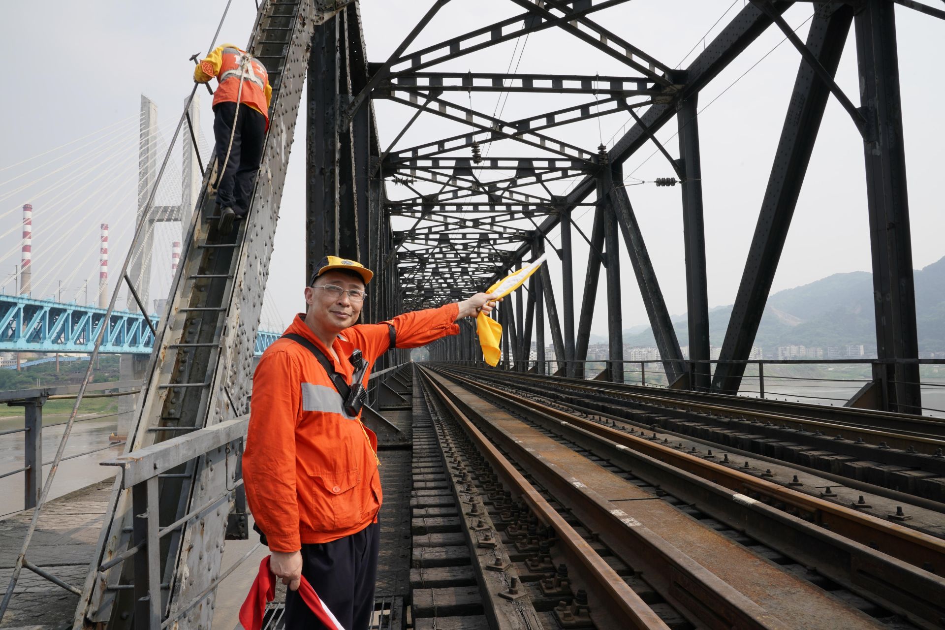 С китайската компания CRBC е подписан общ договор за реконструкция и модернизация на железопътната част от Коридор 10 от Белград до границата със Северна Македония,