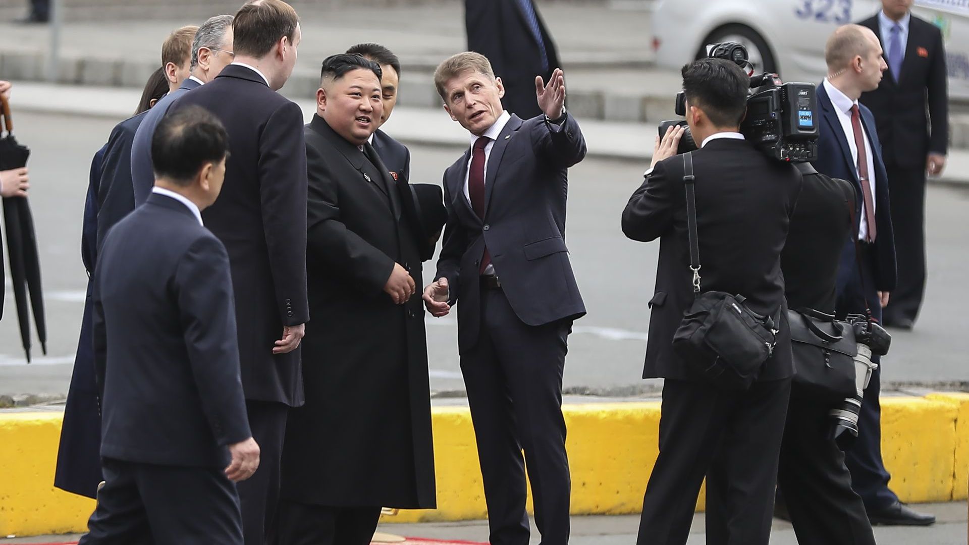 Севернокорейският лидер Ким Чен ун ще се срещне за пръв път