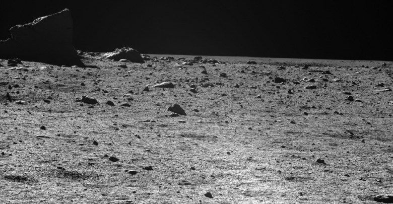 Снимка направена от китайската сонда на Луната