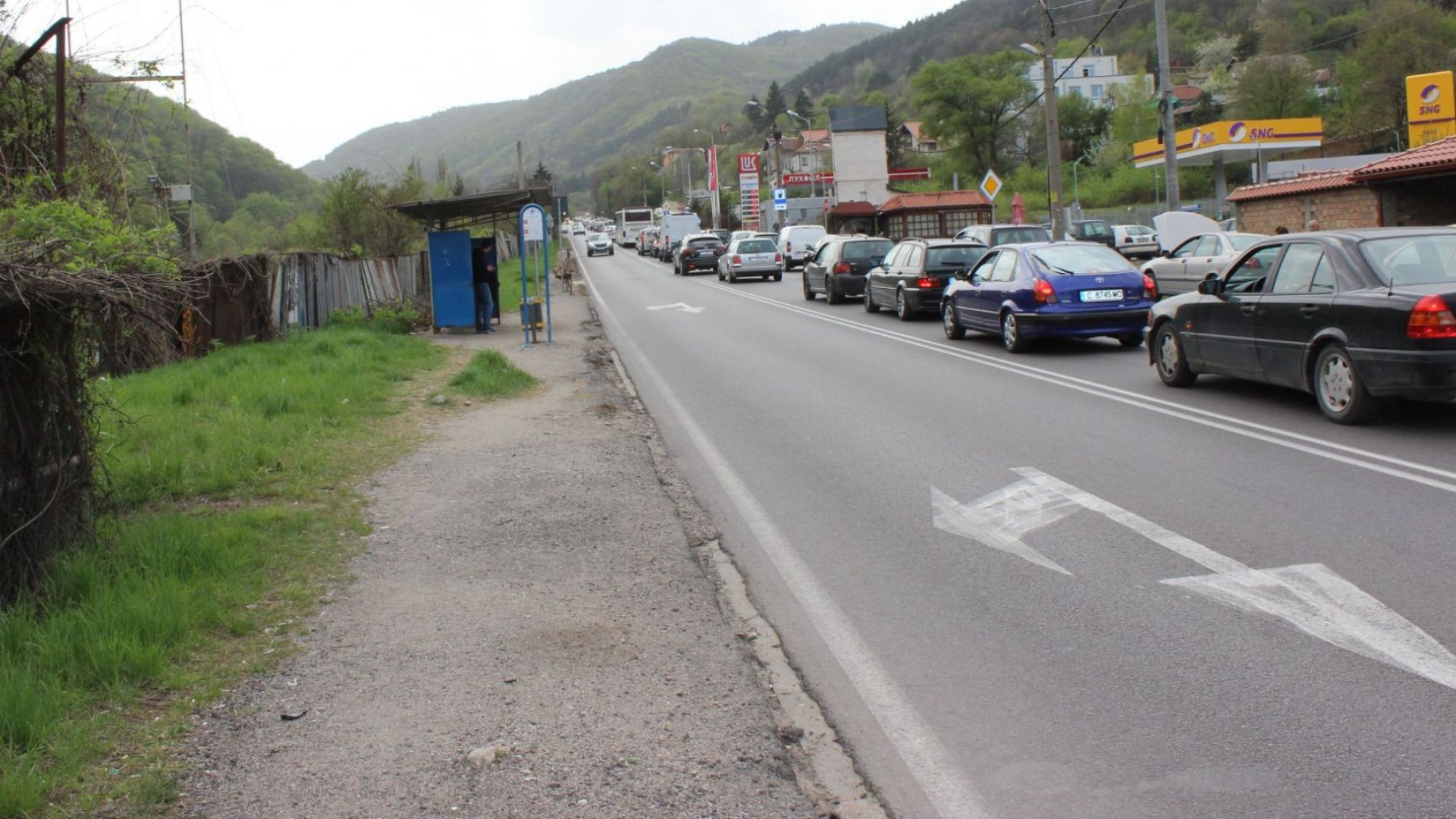 Катастрофа блокира изхода на София към Перник
