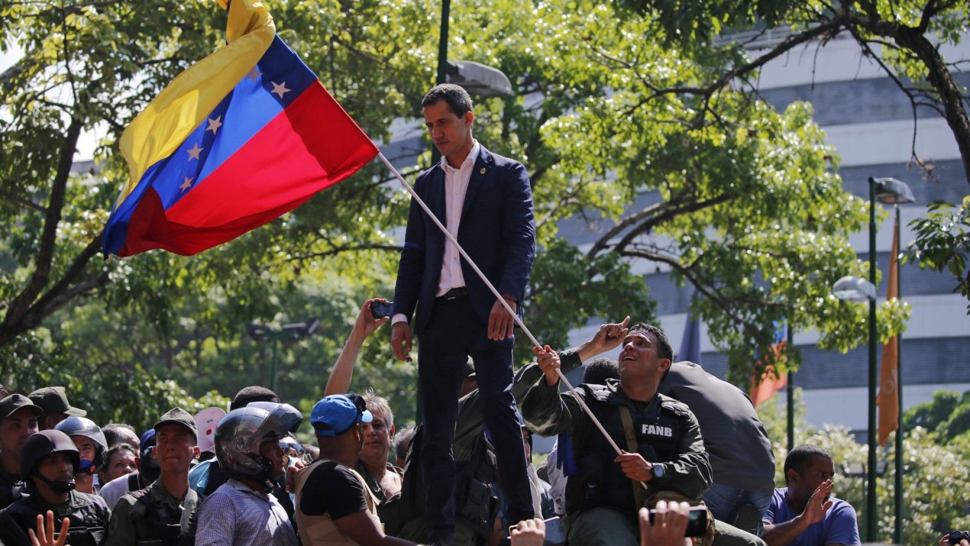 Норвегия потвърди, че посредничи между правителството и опозицията на Венецуела