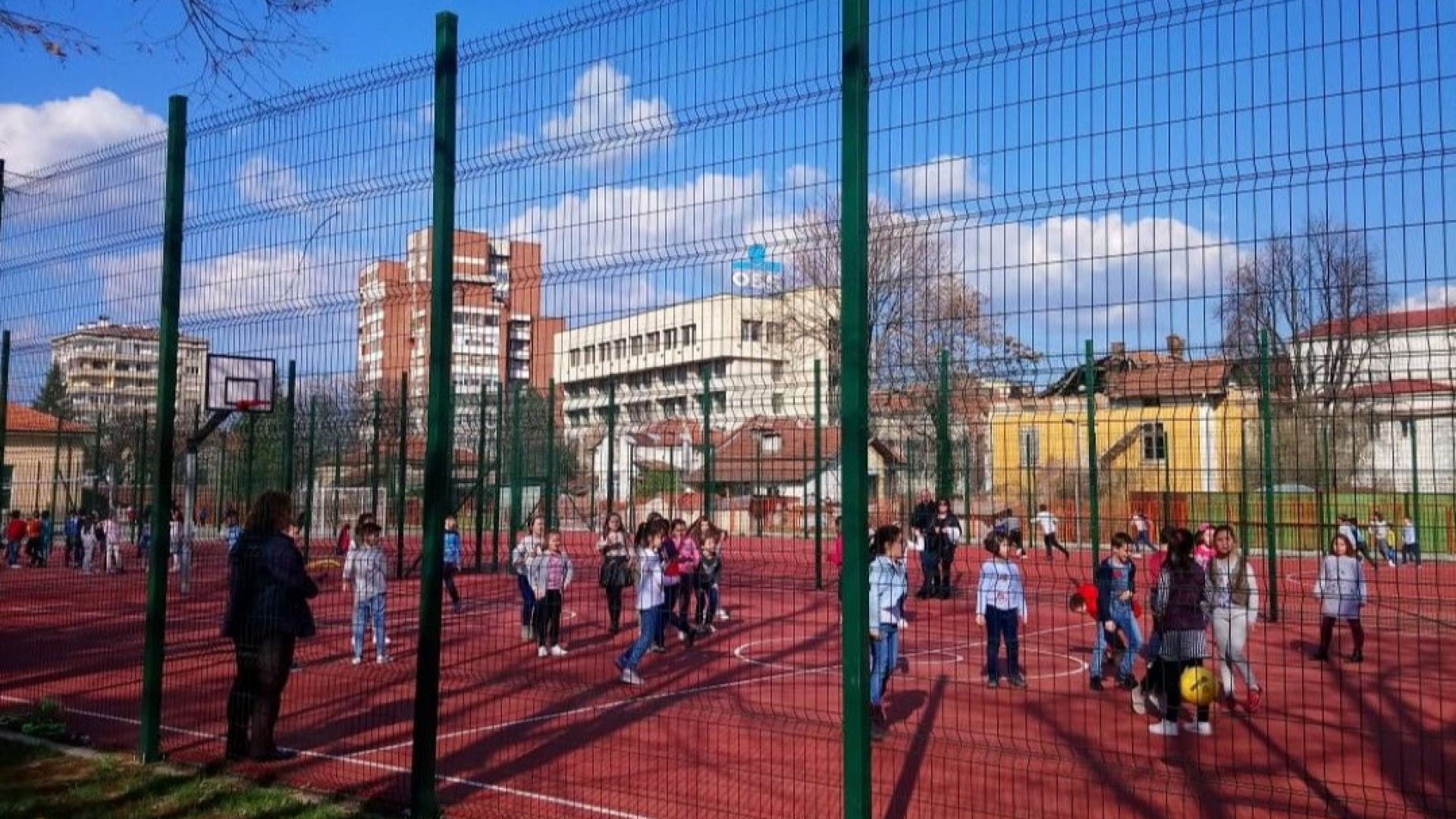 Физическата дееспособност на учениците от първи до 12 и клас по